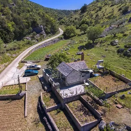 Holiday home Frano 2+1